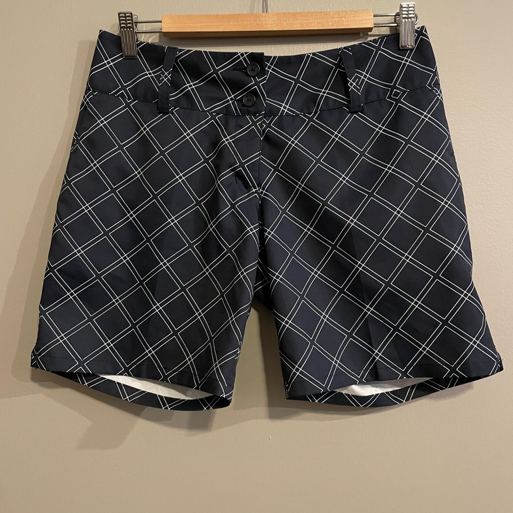 Adidas Black Flat Front women’s golf shorts. Size 2